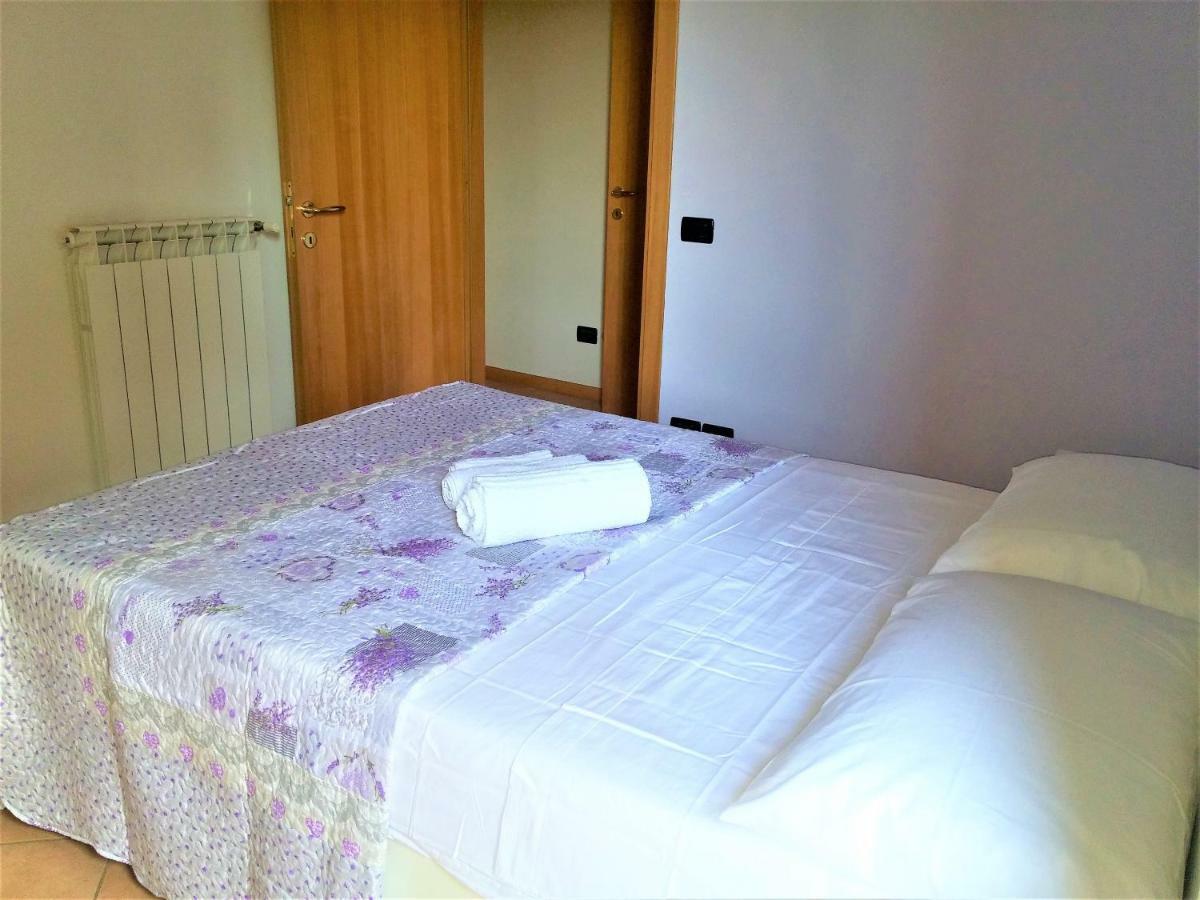 Bramasole Lake Villa Desenzano del Garda Bagian luar foto